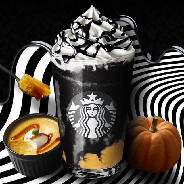フラペチーノが真っ黒に！スターバックスからハロウィン限定「Booooo フラペチーノ®」が登場