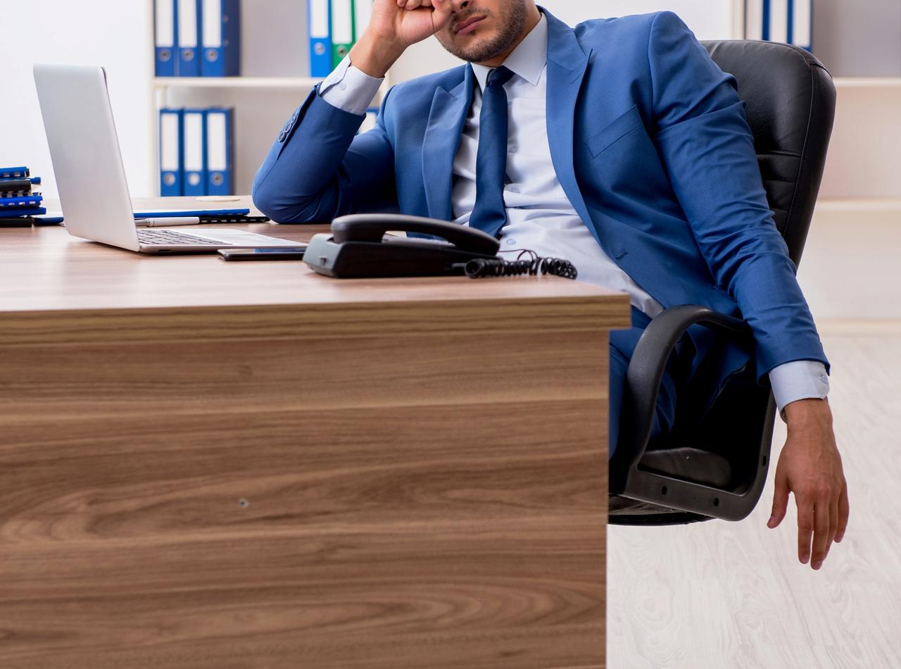 休暇制度が年内廃止に→キレたベテラン社員が『有給10週間』を取得→会社に「億級」の損害