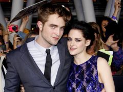 クリステン・スチュワート、元彼ロバート・パティンソンの誕生日会に参加していた