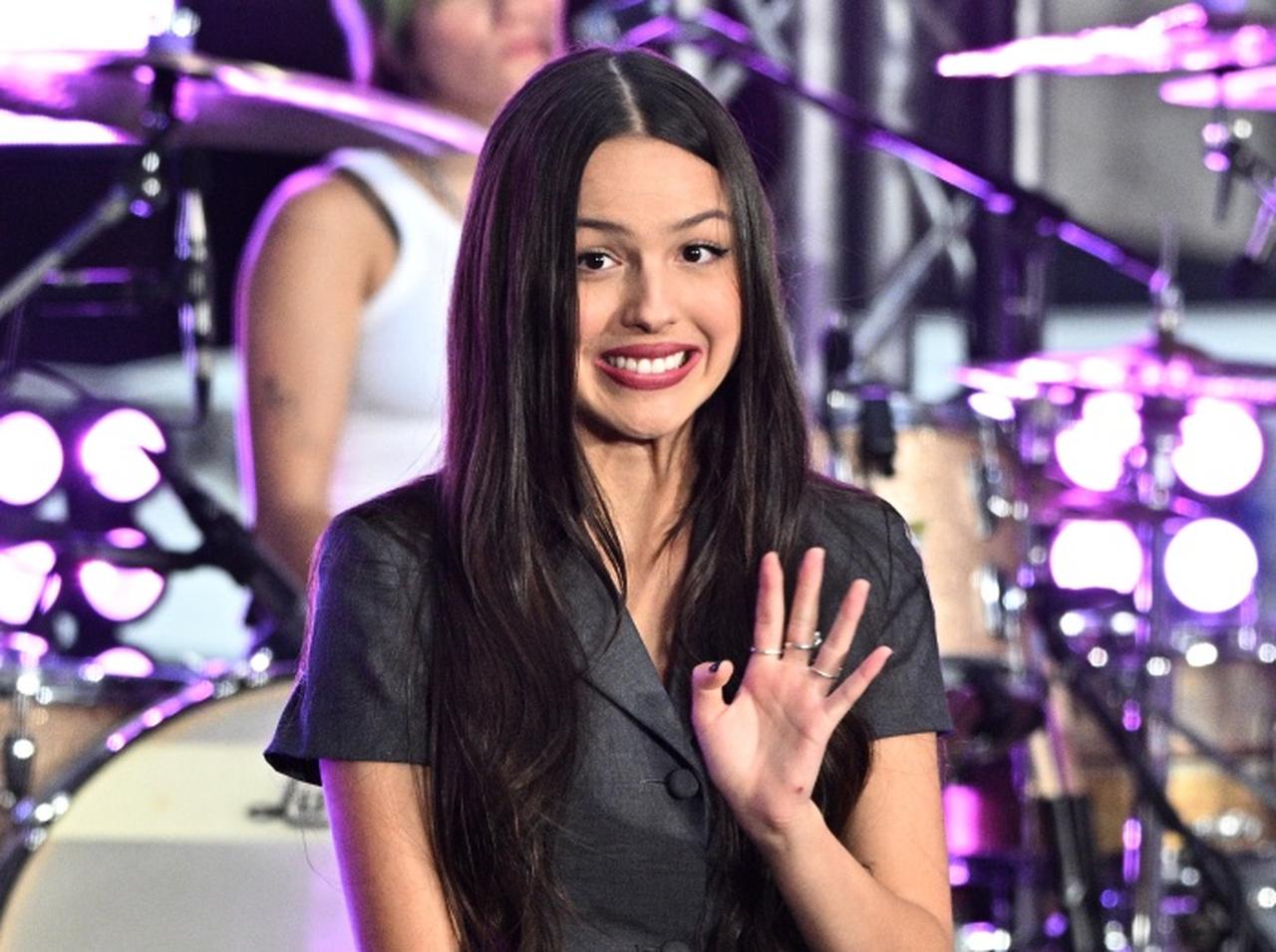 オリヴィア・ロドリゴ、“好きな人”のことを「探る」ためだけの『裏アカ』があると告白