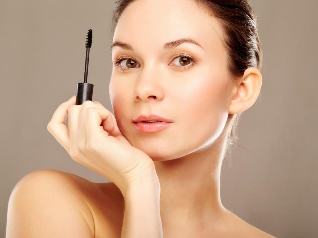 ブラウンだけど超盛れる！あるブランドの『マスカラ』が海外で大ヒット