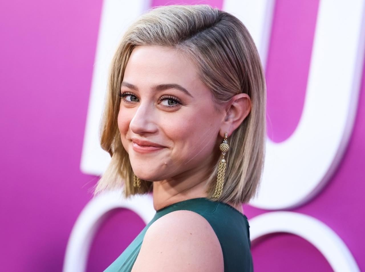 「週70万円でどう？」DMに届いた『パパ活の誘い』に人気女優が反応