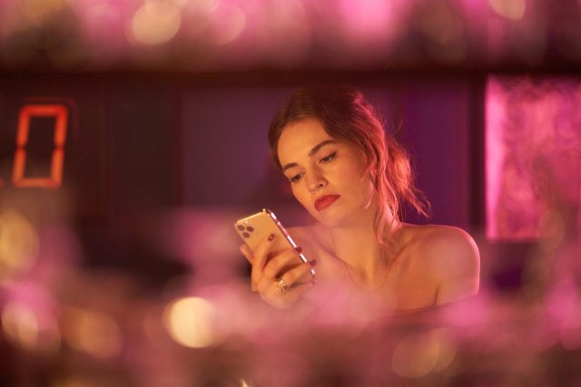 恋も仕事も頑張りたい人、必見！ リリー・ジェームズらが見どころを語り尽くす『きっと、それは愛じゃない』特別映像解禁