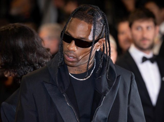 コンサートで『同じ曲を10回』もやった理由をトラヴィス・スコットが明かす