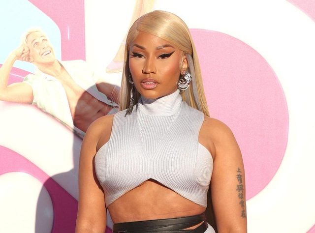 乳房縮小手術を受けようと決意したのは『メットガラでの出来事』、ニッキー・ミナージュが明かす