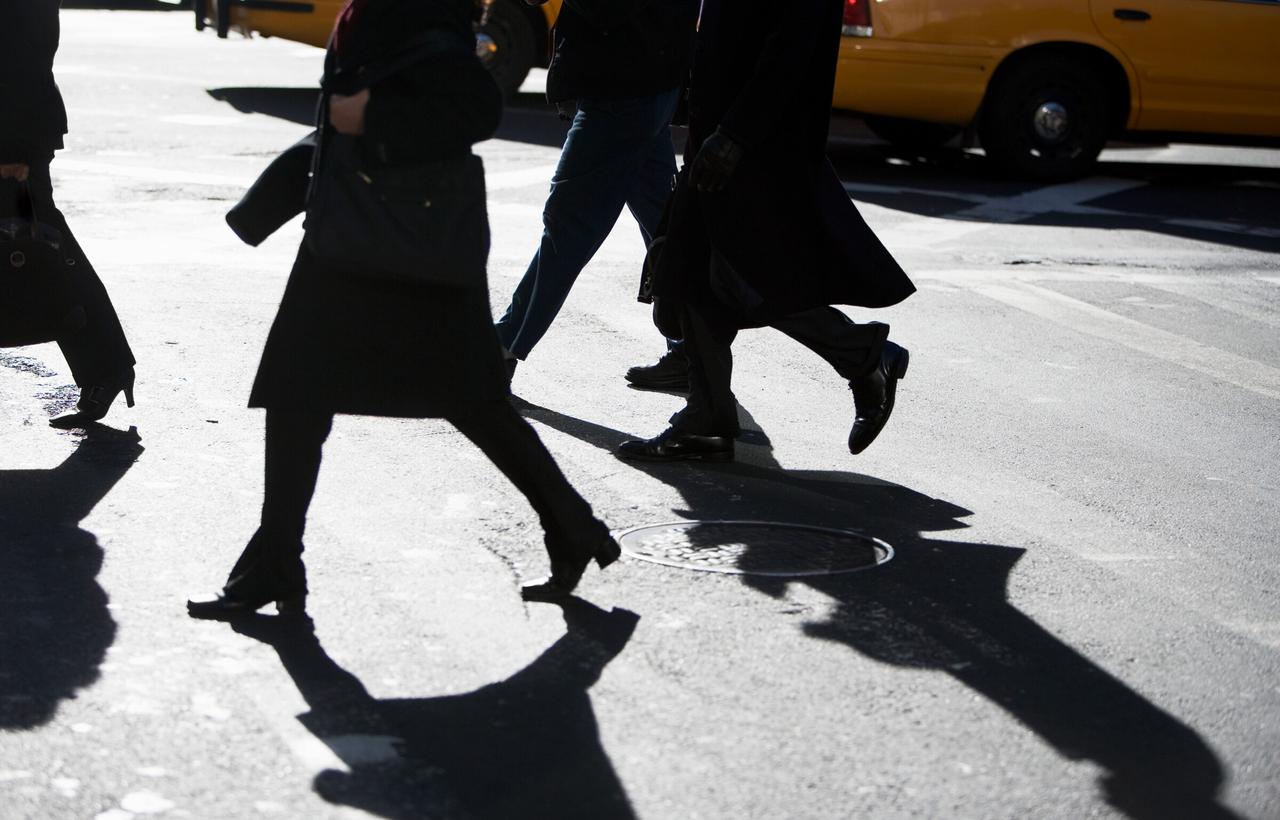 会社の部署内でイジメの対象に→転職先を見つけて退職→会社に10億円以上の損害