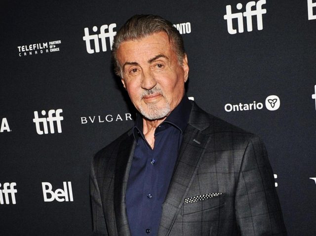 シルヴェスター・スタローン、『エクスペンダブルズ』で負ったケガが完治していないことを明かす