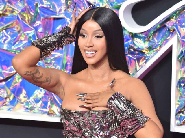 カーディ・Bが「少し前からシングル」と明かす、夫オフセットと再び破局