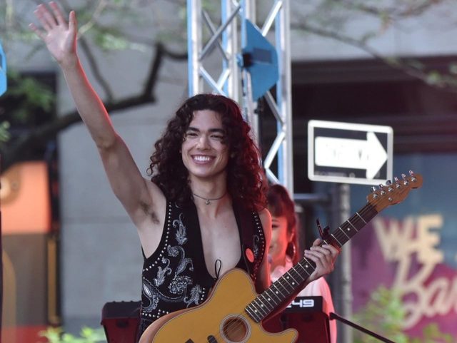 コナン・グレイが急遽来日、その理由は？