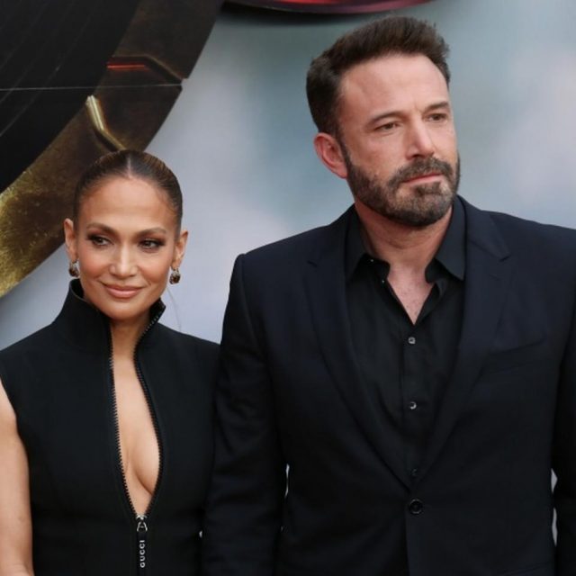 ベン・アフレックの「悲しそうな顔」に妻ジェニファー・ロペスが反応