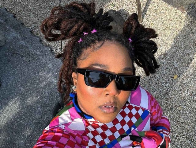 リゾが来日！『セーラームーン』に登場するルナのバッグを持参