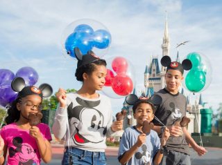 ディズニーランドに行くために「140万円」を“前払い”→『痛恨のミス』に気づく
