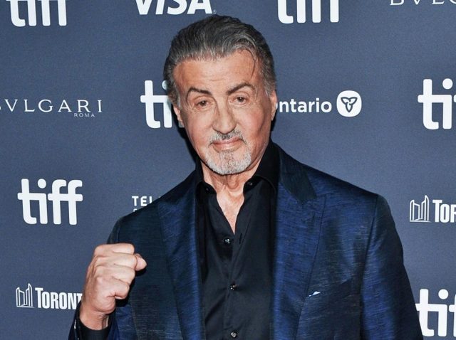 シルヴェスター・スタローンの娘、デートの相手が「履歴書」を持参して困惑した過去