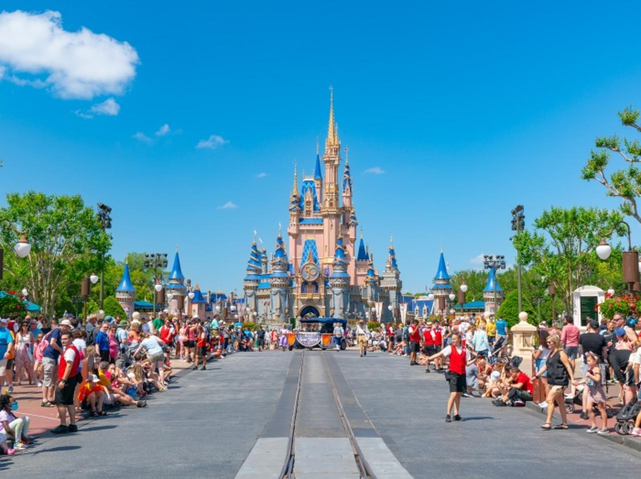 ディズニーランドでゲストが「46年前に購入したチケット」で入園を試みる