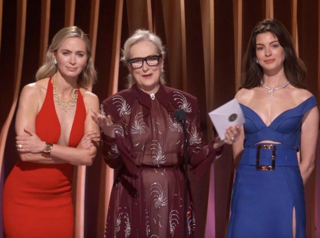 『プラダを着た悪魔』のキャストが勢ぞろい、3人の小芝居が最高