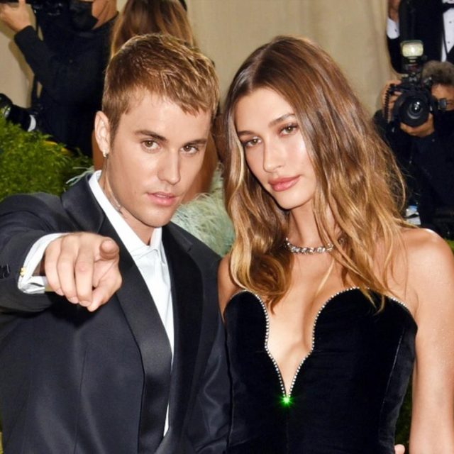 ヘイリー・ビーバー、ジャスティン・ビーバーとの「結婚生活をめぐる噂」に反応
