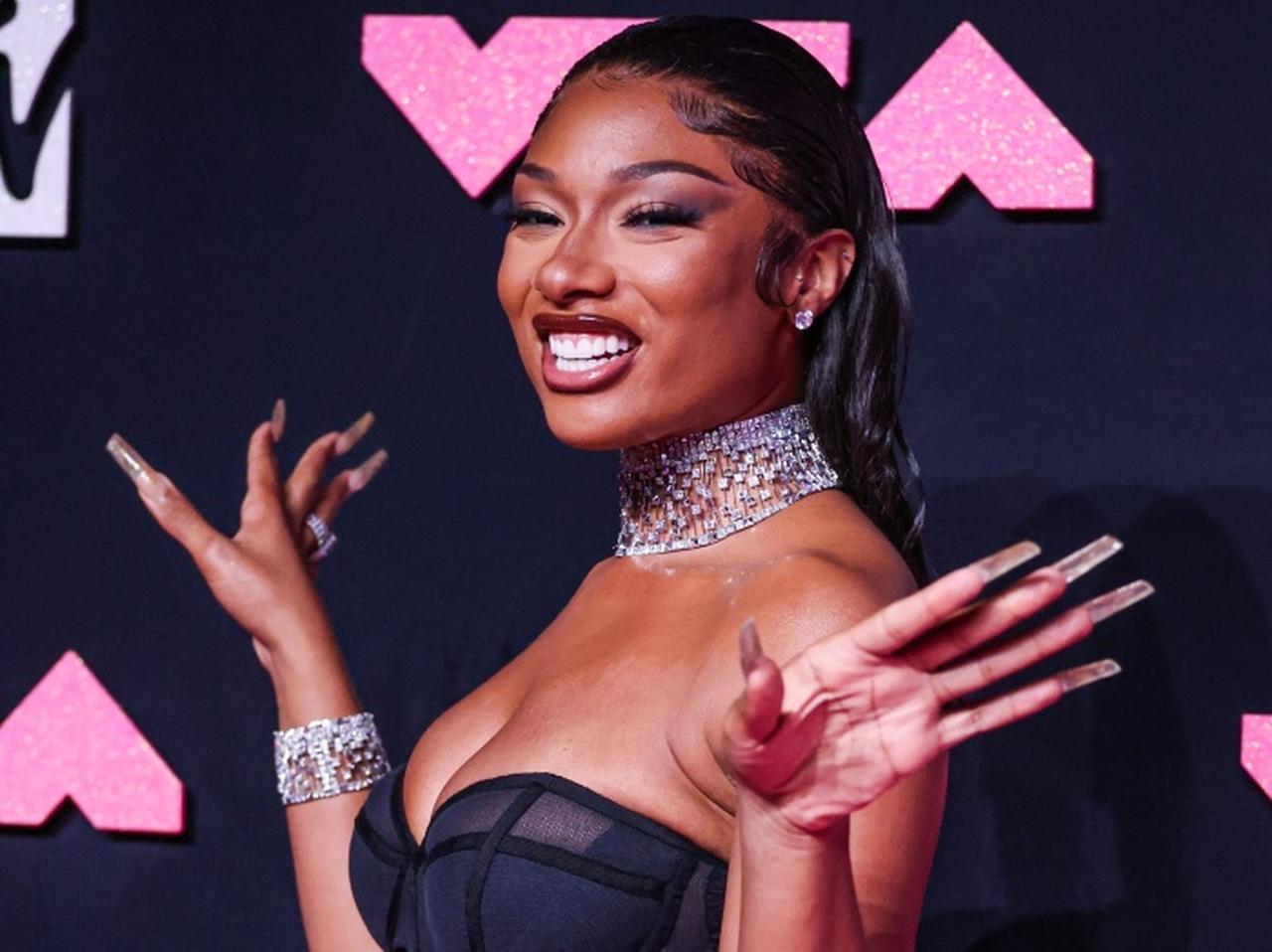 “ジョジョ展”に続き“ジョジョワールド”も！メーガン・ジー・スタリオンが日本でオタ活