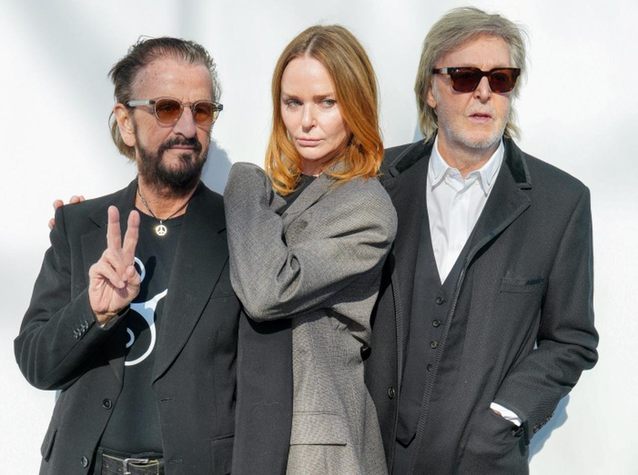 ポール＆リンゴが集合、ポール・マッカートニー娘が2人に駆け寄りハグ＆キス