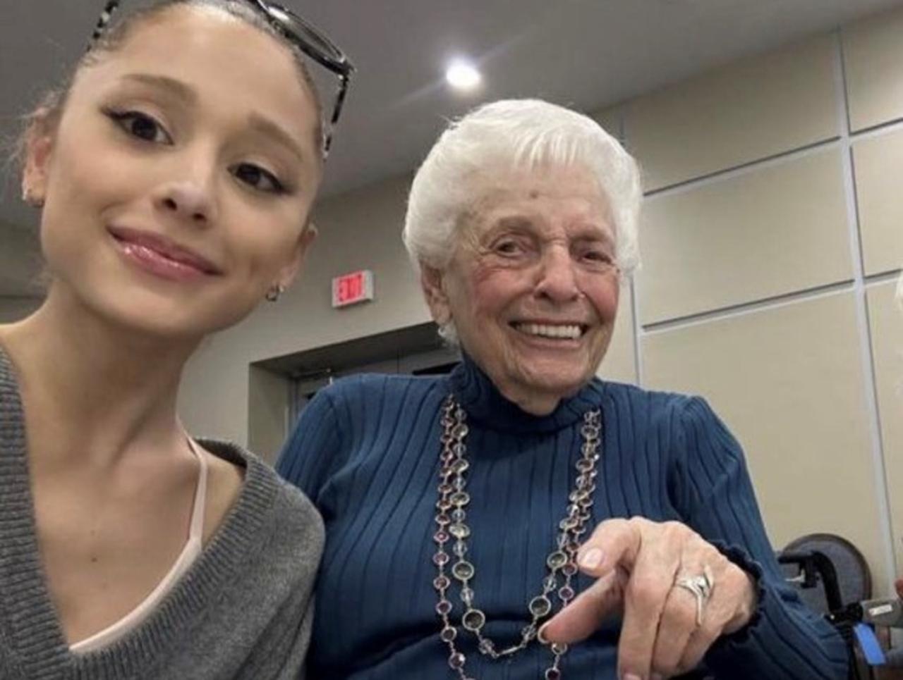 アリアナ・グランデの98歳祖母、ビルボードチャートで歴史を作る