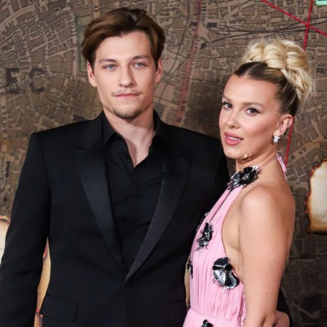 『ストシン』キャストが司祭、ミリー・ボビー・ブラウン&ボン・ジョヴィ息子の結婚式