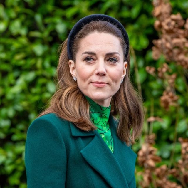 キャサリン妃、問題となった家族写真を「加工」したことを認めると同時に謝罪