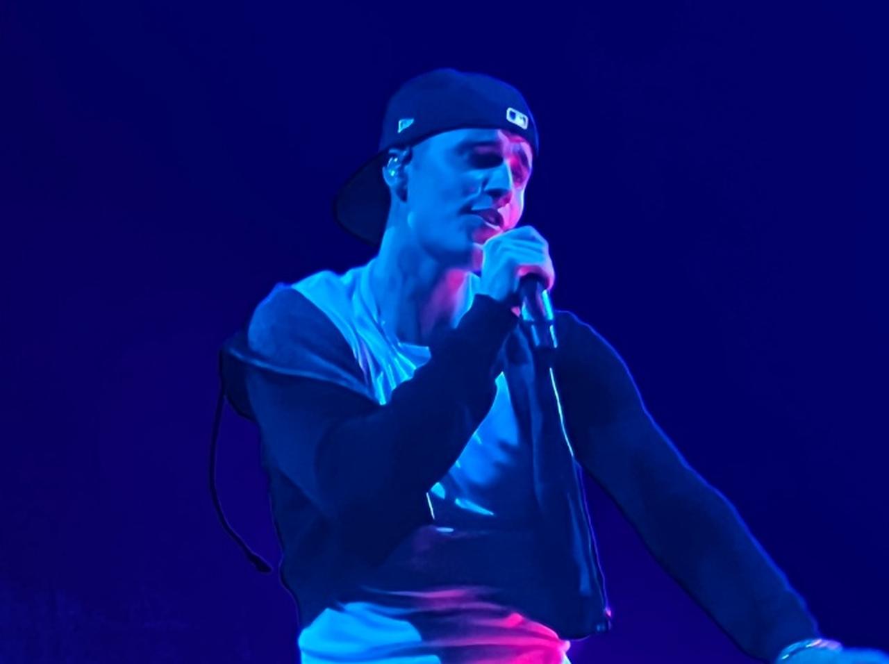 「ジャスティン・ビーバーのバックダンサーだった」という噂について“あの人気シンガー”がコメント