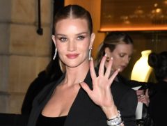 ロージー・ハンティントン・ホワイトリー、日本で少し早めの誕生日祝い