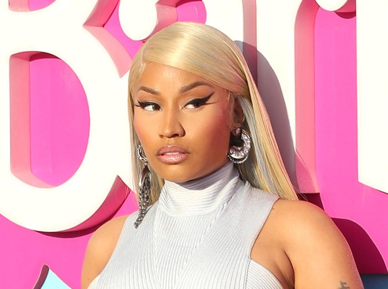 客席から物が投げ入れられる→全力で投げ返す、人気ラッパーの姿が話題に