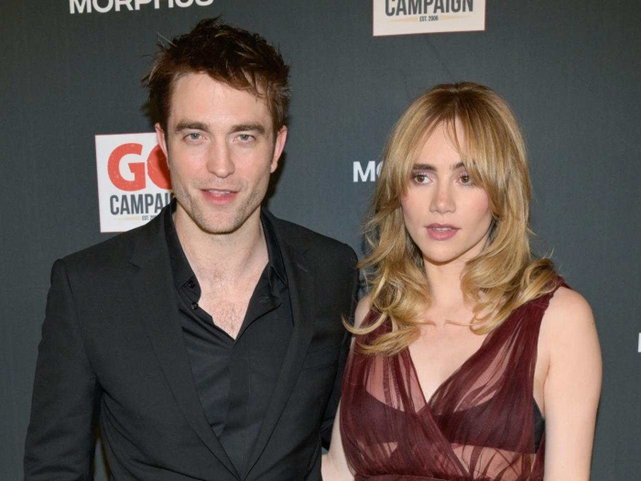 出産から2ヵ月程で大舞台に復帰、スキ・ウォーターハウスがステージ上で性別を発表