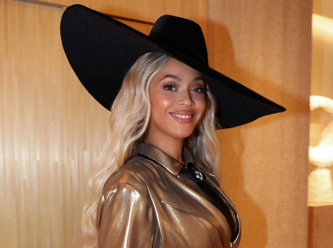 ビヨンセが日本で誰にもバレずに新幹線移動、気になる新幹線のお供は？