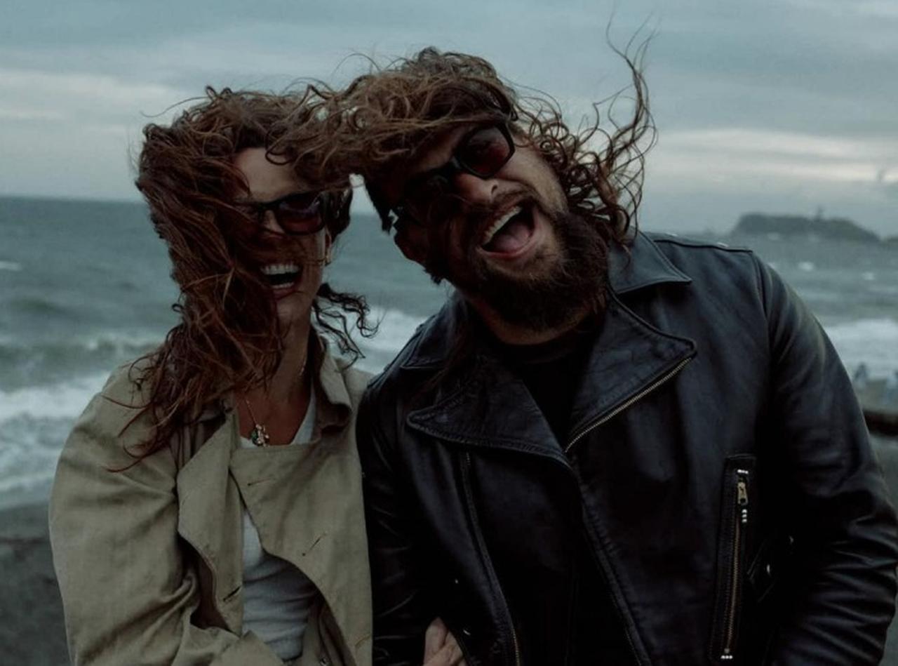 ジェイソン・モモア、日本に12歳下の新恋人を連れて来ていた