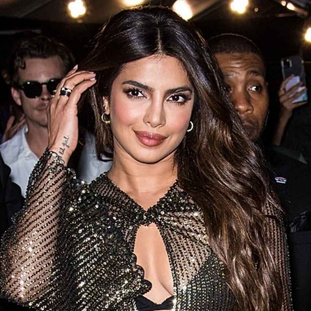 その価値65億円超え！人気女優の首元で輝くネックレスが眩しすぎる