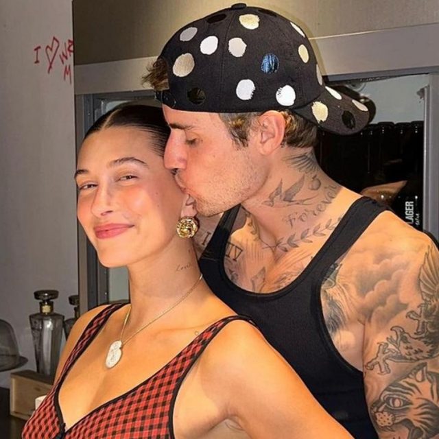 ジャスティン・ビーバー、妊娠中の妻ヘイリーと京都へ