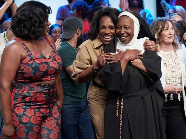 『天使にラブ・ソングを 2』のキャストが集結！30周年を記念して久々にパフォーマンス