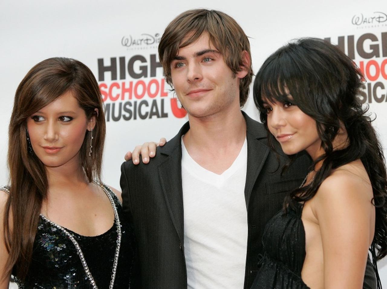 ザック・エフロン、ヴァネッサ&アシュレイのW妊娠に大喜び