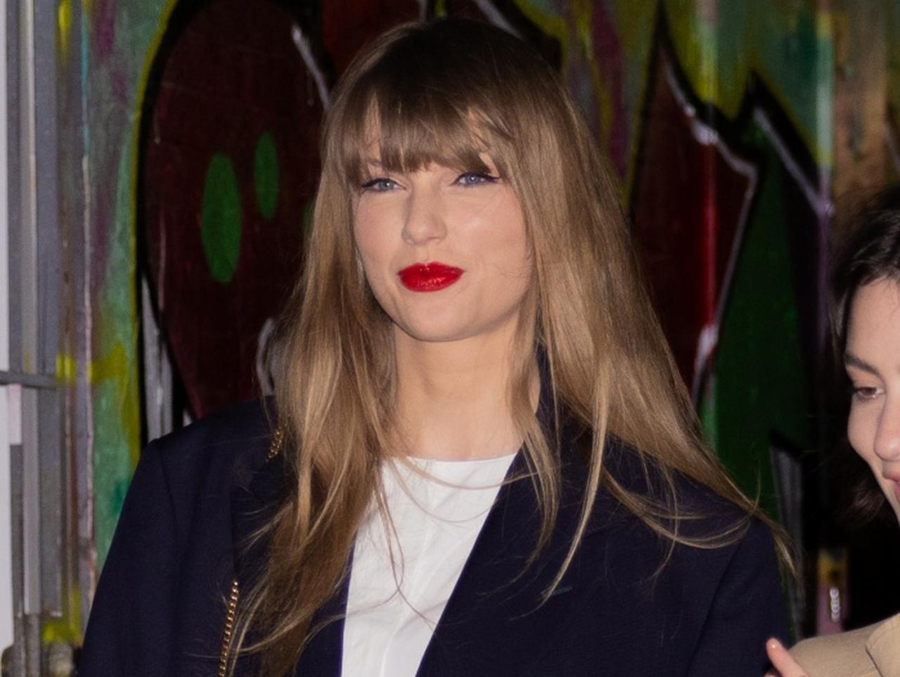 テイラー・スウィフトの公演で「謎の人物」が、スタジアムの立ち入り禁止場所で目撃