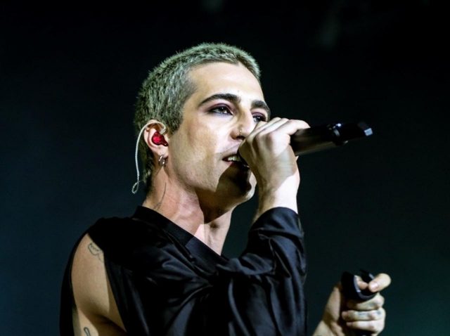 マネスキンのダミアーノが『進撃の巨人』の好きなキャラクターを紹介