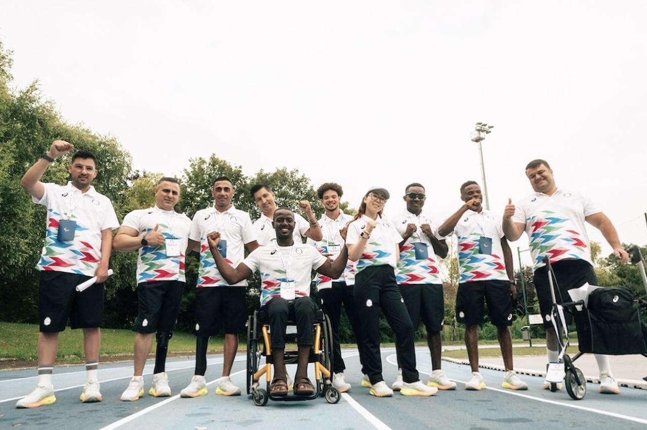 SDGsや社会貢献活動に力をいれるアシックスが、パリパラリンピックで難民選手団をサポート