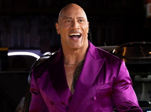 ドウェイン・ジョンソンが来日、時差ボケをおさえるための行動がさすが