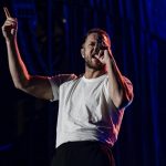 イマジン・ドラゴンズのダンが破局、数日後に“別の女性”とライブへ