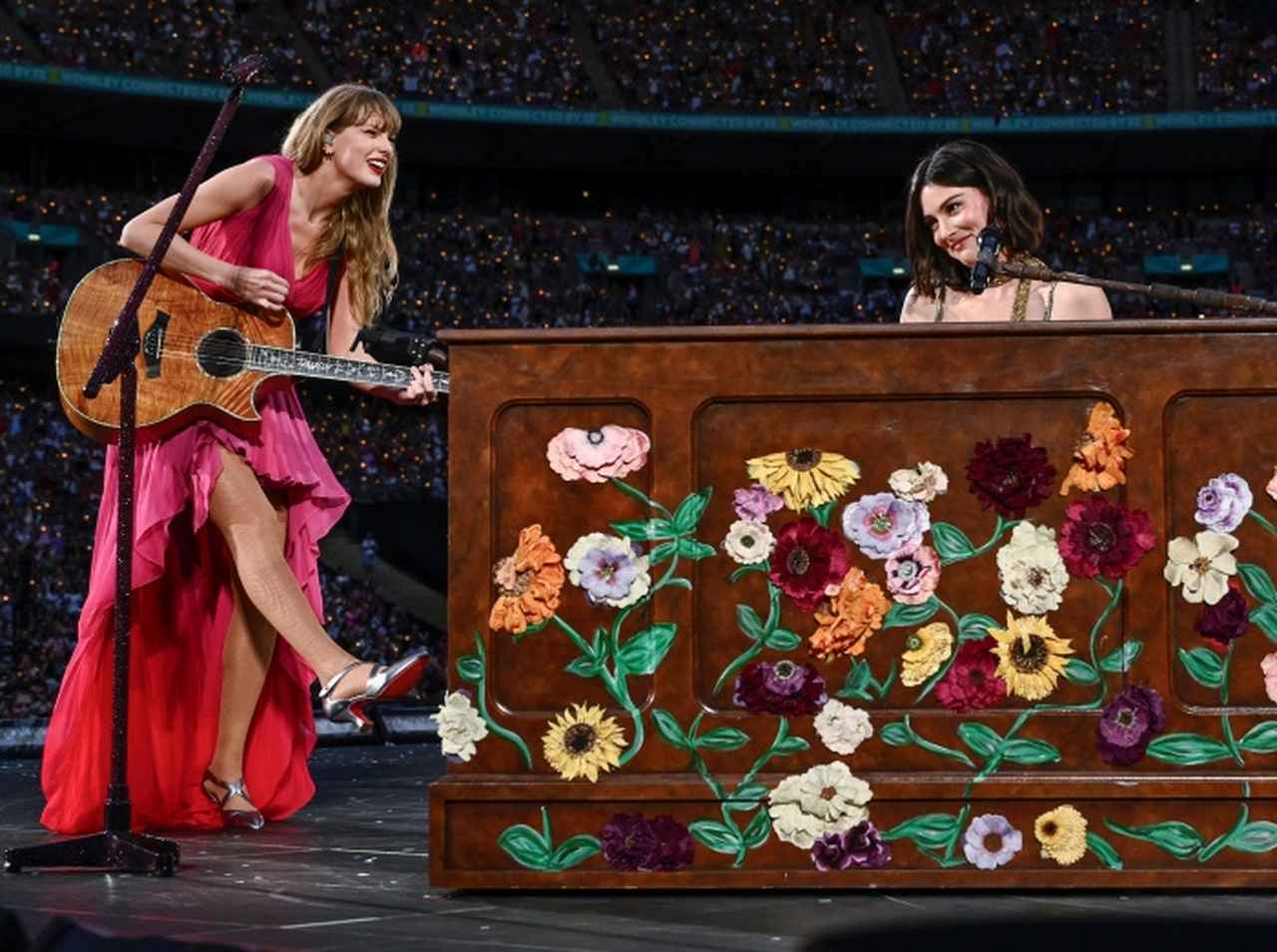 若手シンガーがテイラー・スウィフトに教えてもらった腰痛対策