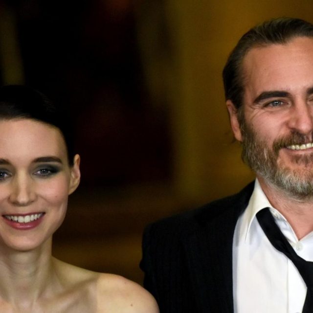 ホアキン・フェニックス、婚約者ルーニーを「妻」と呼んで結婚のウワサが浮上
