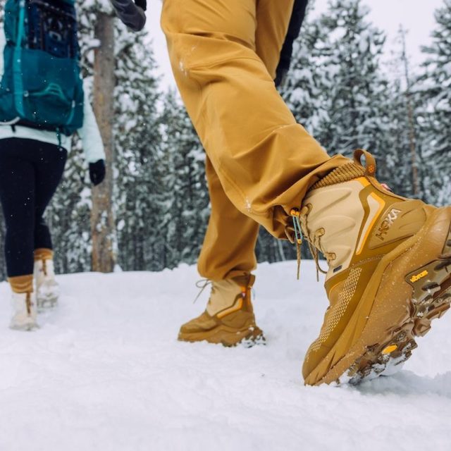 冬遊びの支度はできてる？ HOKAから保温性抜群の防水アウトドアシューズ 「KAHA 2 FROST GTX」と「KAHA 2 FROST MOC GTX」が登場