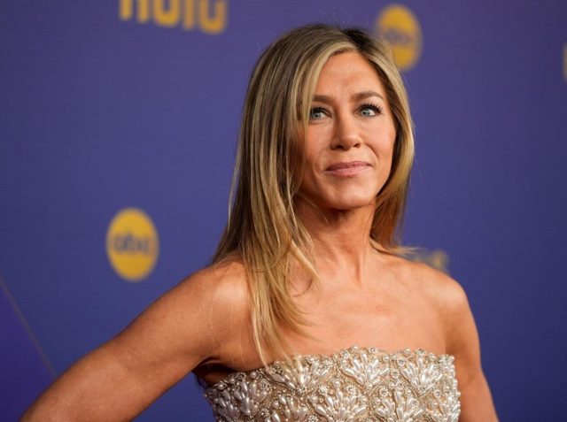 ジェニファー・アニストン、大切な人の遺灰をジップロックに入れて持ち歩く