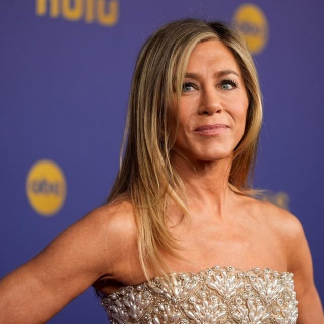 ジェニファー・アニストン、大切な人の遺灰をジップロックに入れて持ち歩く