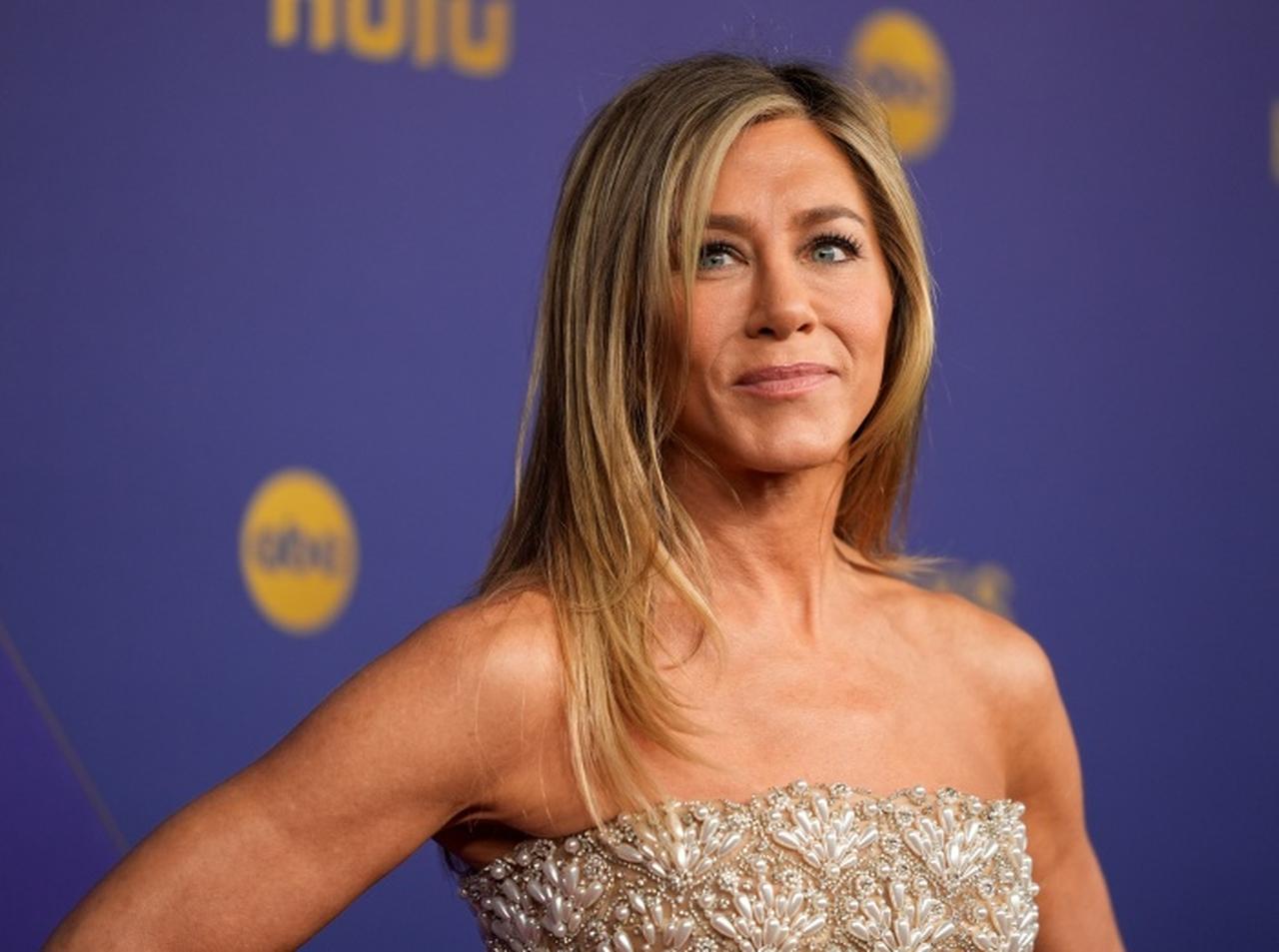 ジェニファー・アニストン、大切な人の遺灰をジップロックに入れて持ち歩く