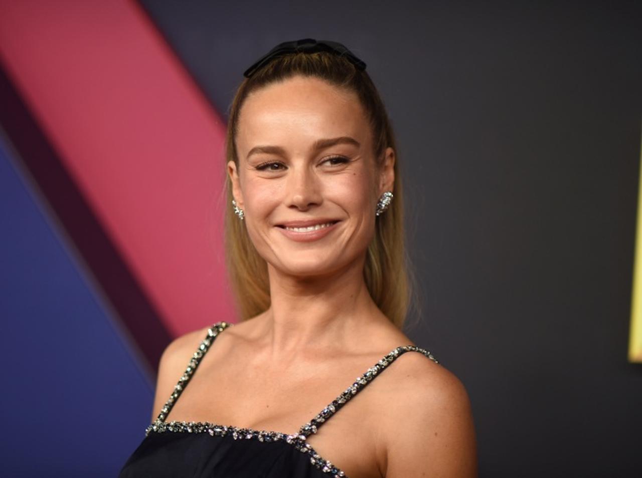 ブリー・ラーソンが大胆イメチェン、ピクシーカットで別人級のイメチェン