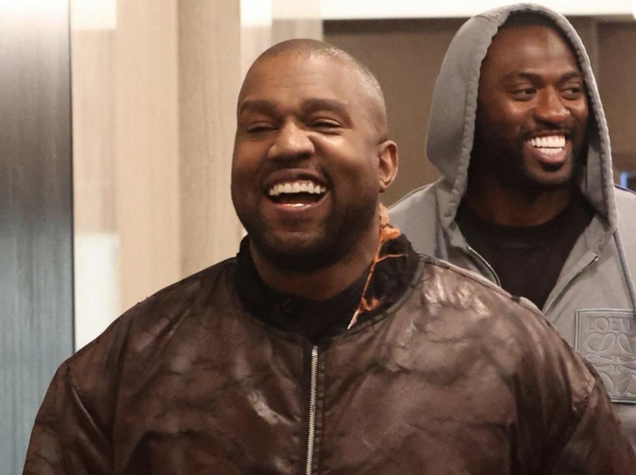 カニエ・ウェスト、妻と東京のマクドナルドでデート