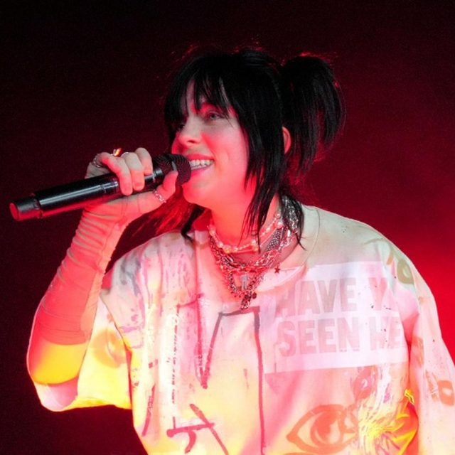 ビリー・アイリッシュが愛用するメイベリンのアイライナーとは？