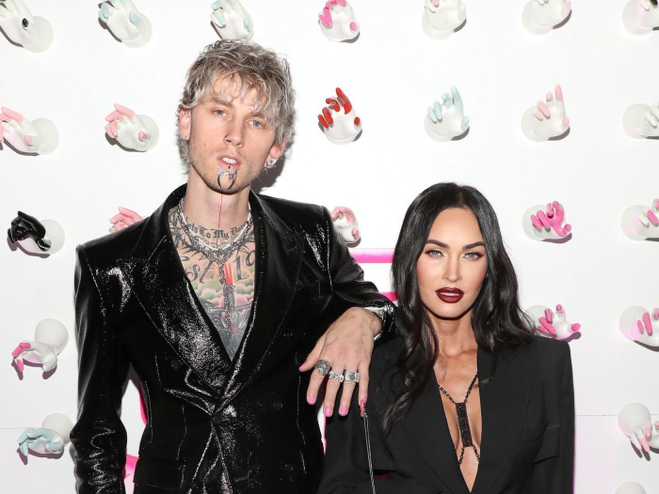 妊娠中のミーガン・フォックス、マシン・ガン・ケリーと破局